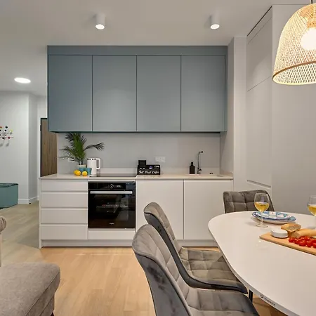 Scala Center With Parking By Lion Apartment *