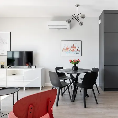 Scala Center With Parking By Lion Apartment *