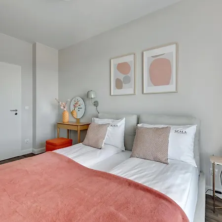 Old Town Scala C With Parking By Lion