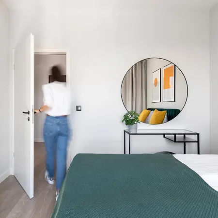 Old Town Scala C With Parking By Lion Apartamento *