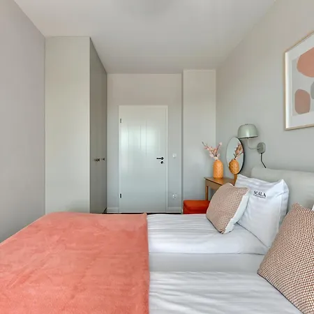 Old Town Scala C With Parking By Lion *