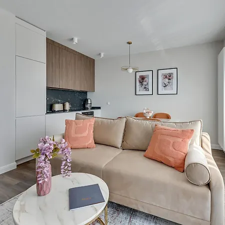 Old Town Scala C With Parking By Lion * Gdańsk