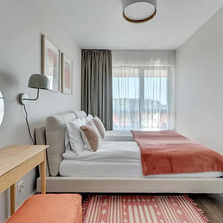 Old Town Scala C With Parking By Lion Γκντανσκ