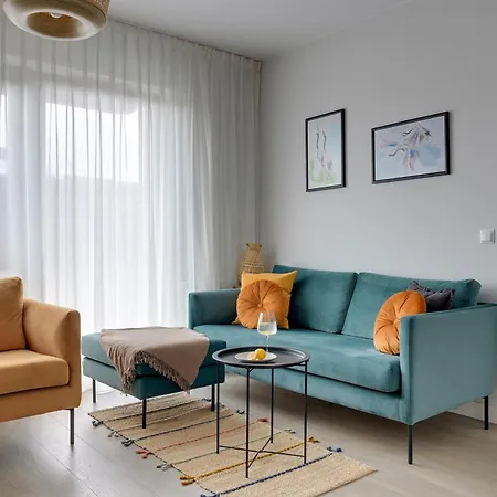 Old Town Scala C With Parking By Lion