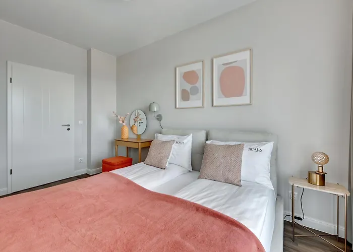 Old Town Scala C With Parking By Lion