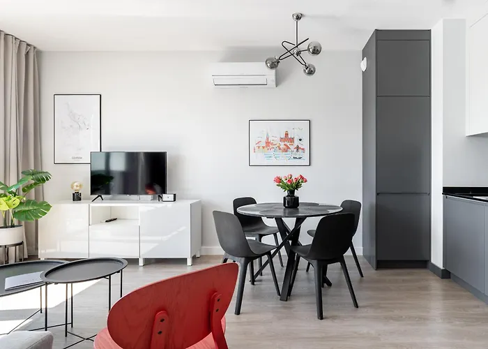 Old Town Scala C With Parking By Lion Apartamento *