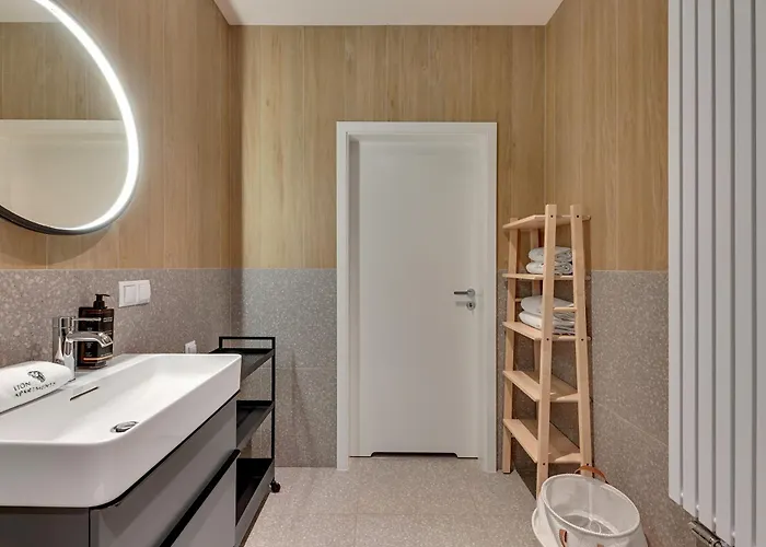 Old Town Scala C With Parking By Lion Daire Gdansk